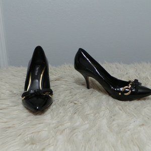 White House Black Market Gabriele Heels